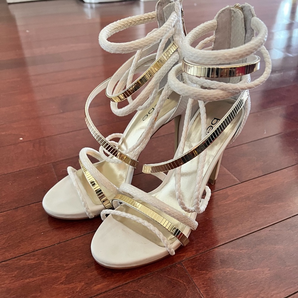 Bebe heels - Picture 2 of 4